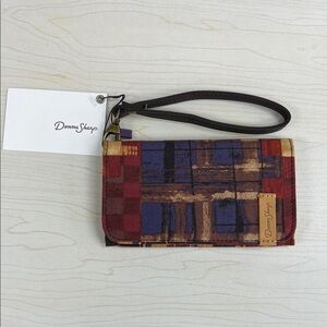 Donna Sharp Wristlet